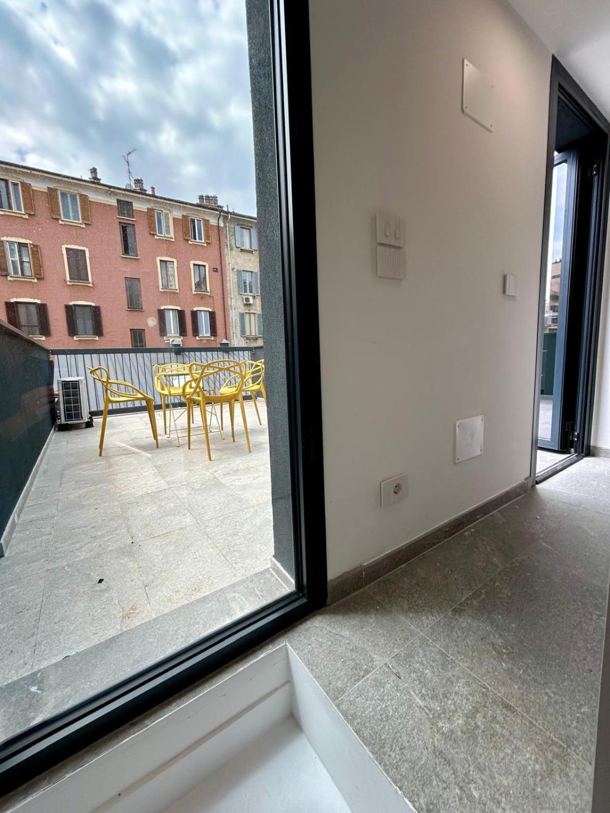 Kibilu Luxury Apt With Terrace, Isola District And Near Garibaldi Station ميلان المظهر الخارجي الصورة