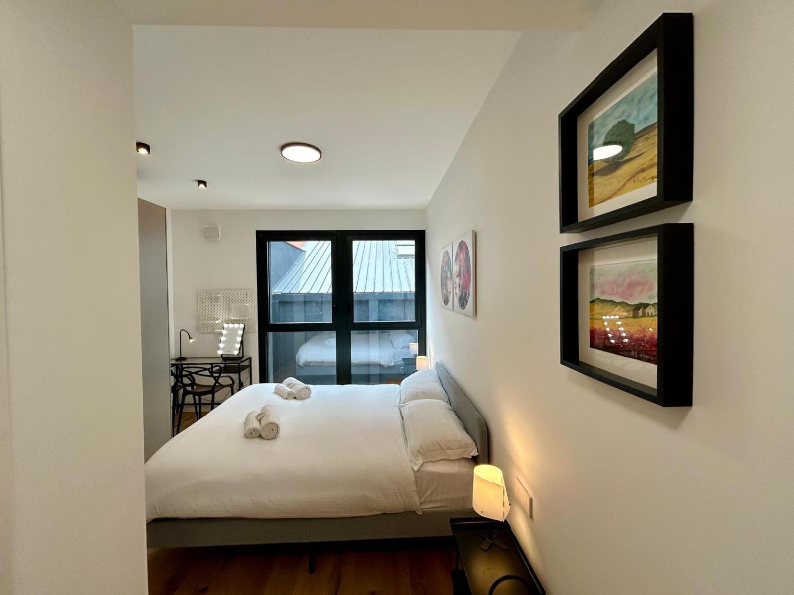 Kibilu Luxury Apt With Terrace, Isola District And Near Garibaldi Station ميلان المظهر الخارجي الصورة